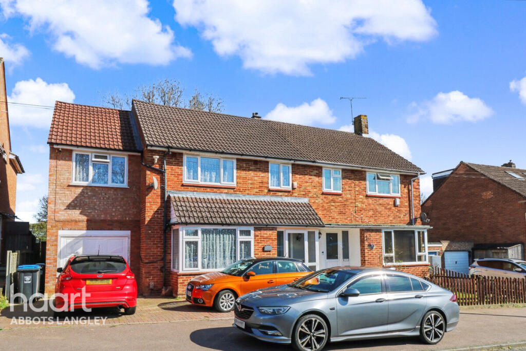 Main image of property: Kiln Ground, Hemel Hempstead