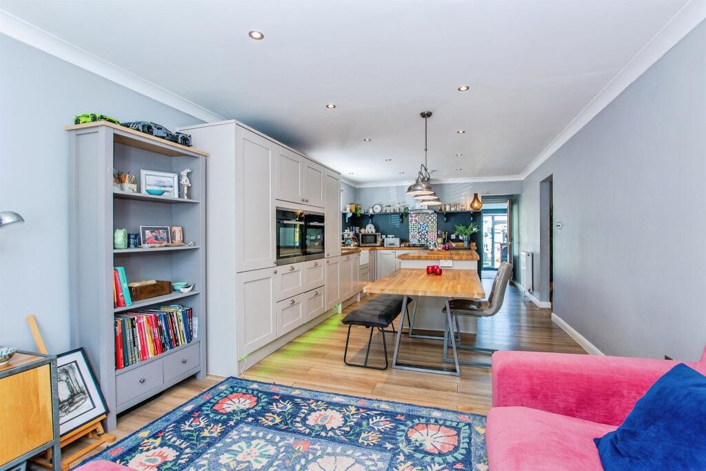 House in South Holland, Holbeach - More