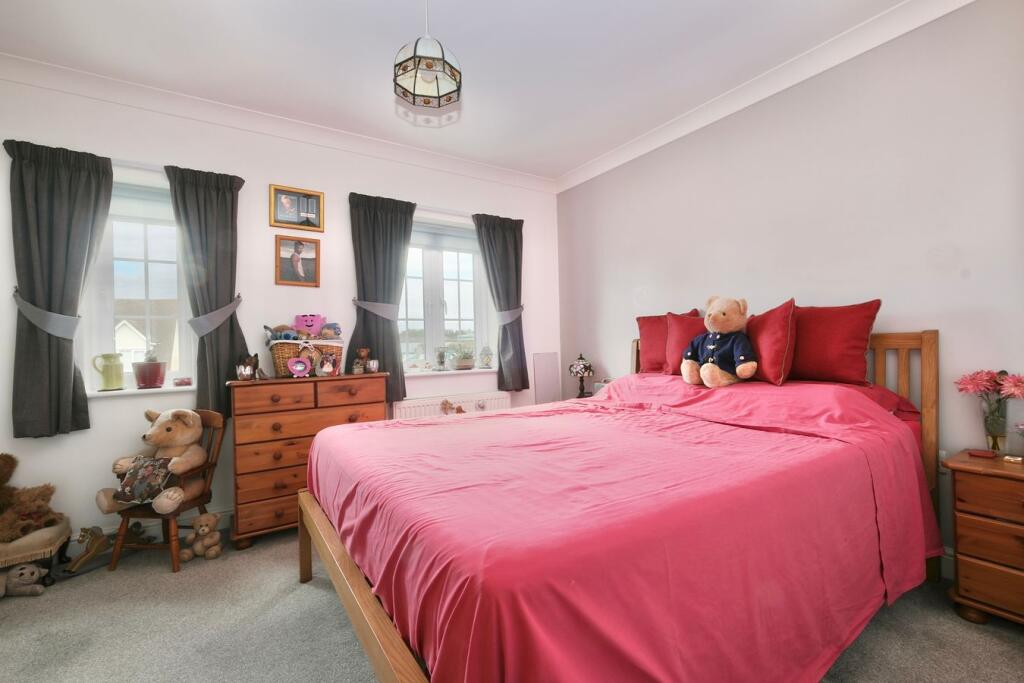 House in St Neots, Eaton Socon - View 5