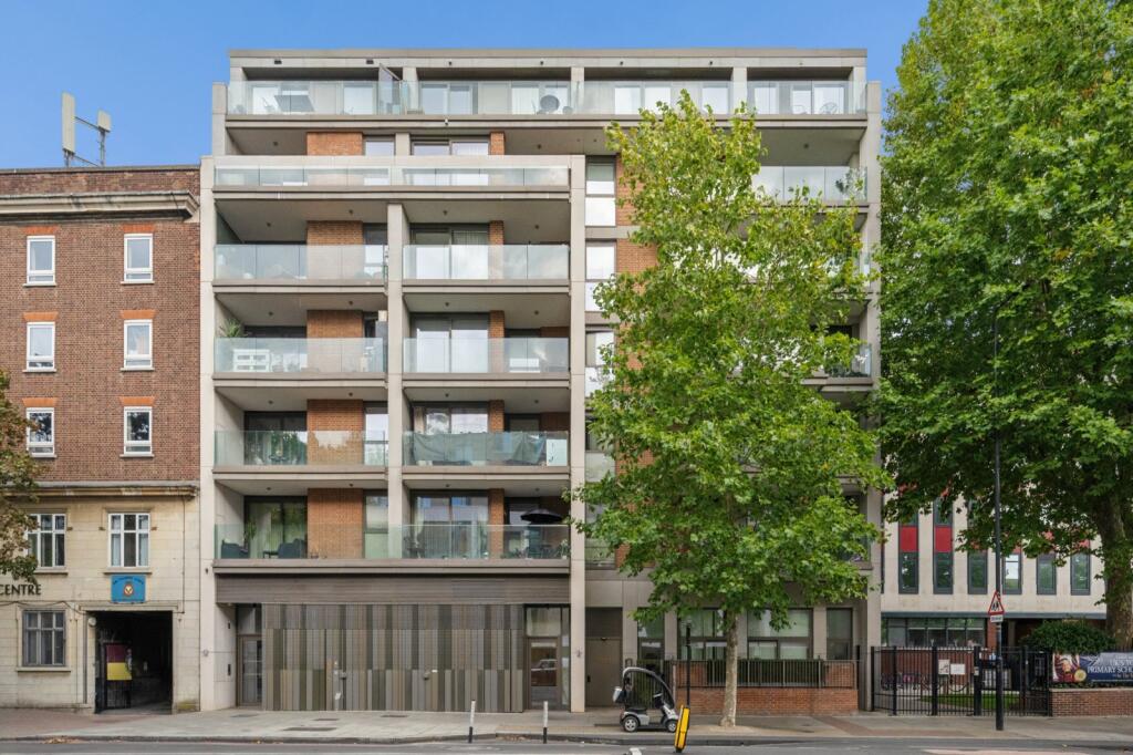 Apartment in London - View 5