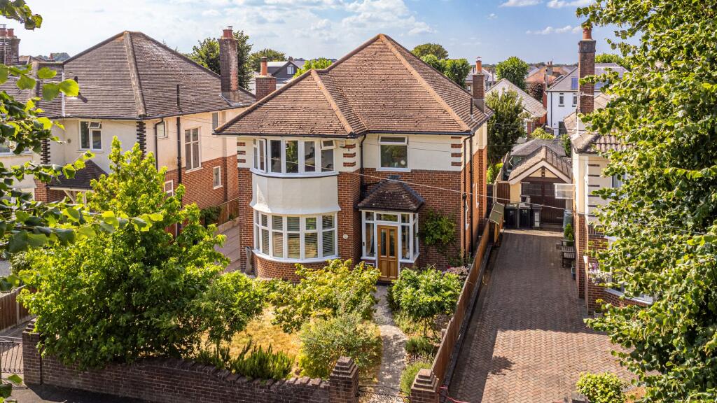 Main image of property: Lombard Avenue, Southbourne, Bournemouth, BH6 3LZ