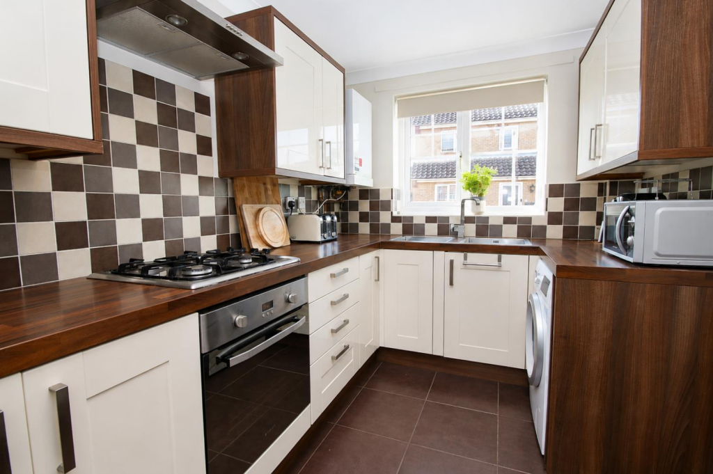 House in Broadland, Dussindale, Thorpe St Andrew - View 4