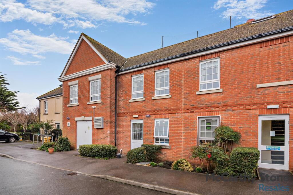 Main image of property: Claridge House, Littlehampton, West Sussex, BN17 5FE