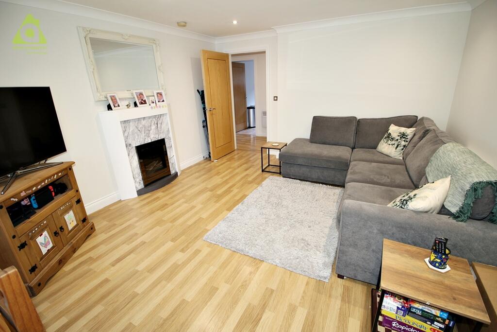 Kirkhill Grange, Westhoughton, BL5 3ZE photo 3