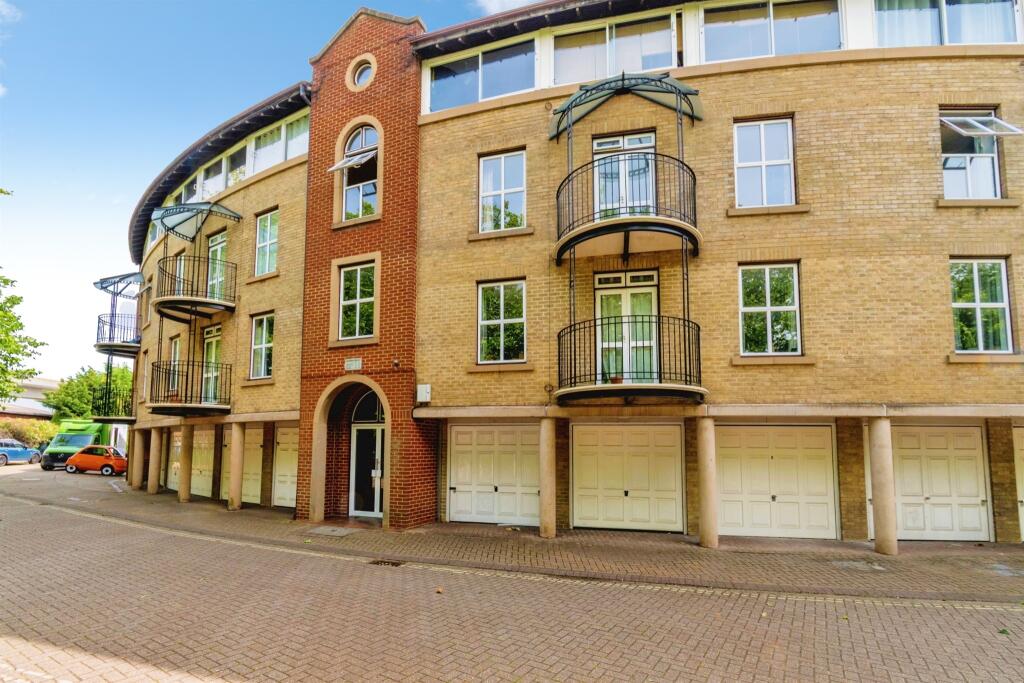Main image of property: Alcantara Crescent, Southampton