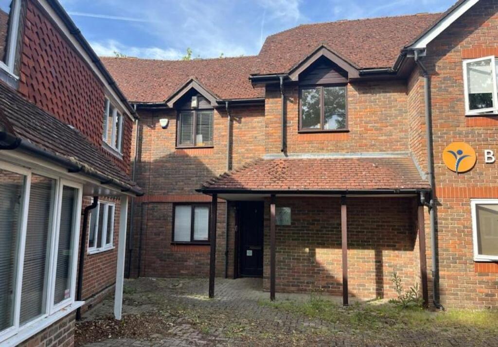 Main image of property: 2 Oak Cottage, County Oak Way, Crawley, RH11 7ST