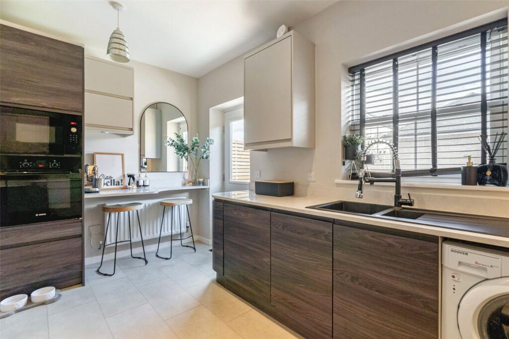 Buckland Terrace, Sherfield Park, RG27 - View 3