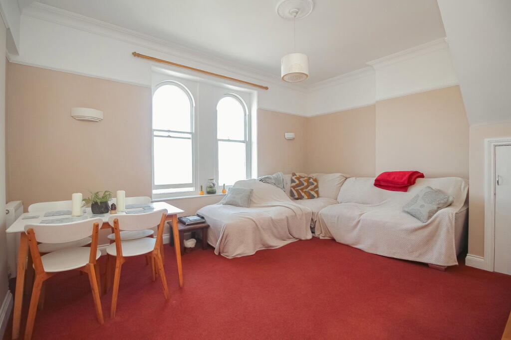 Apartment in Exeter - View 3