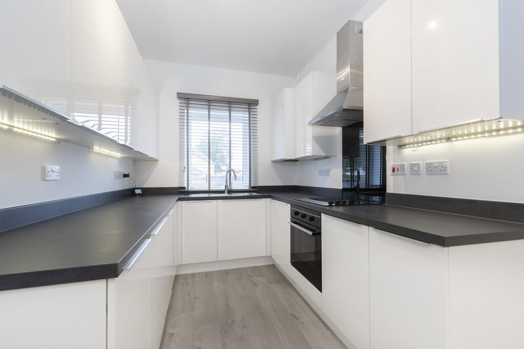 Main image of property: Newdawn Place, Cheltenham GL51 0FR