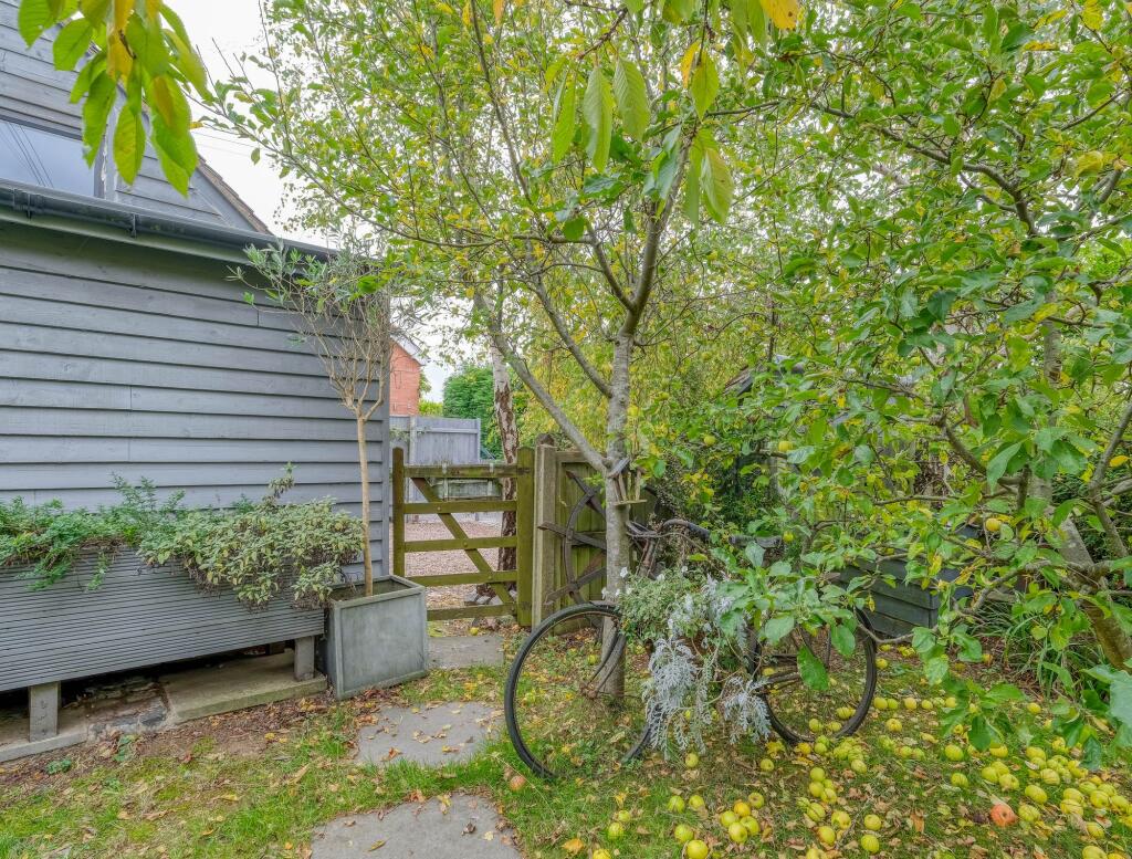 Additional image 24 of Birmingham Road, Marlbrook, B61