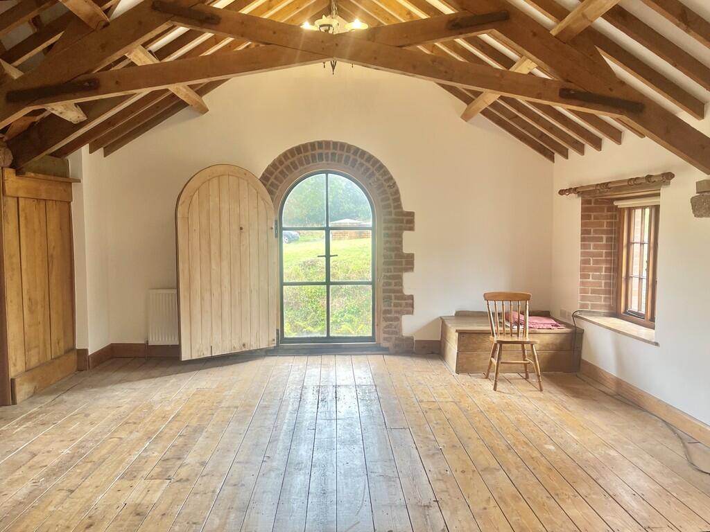 House in Exeter - View 3