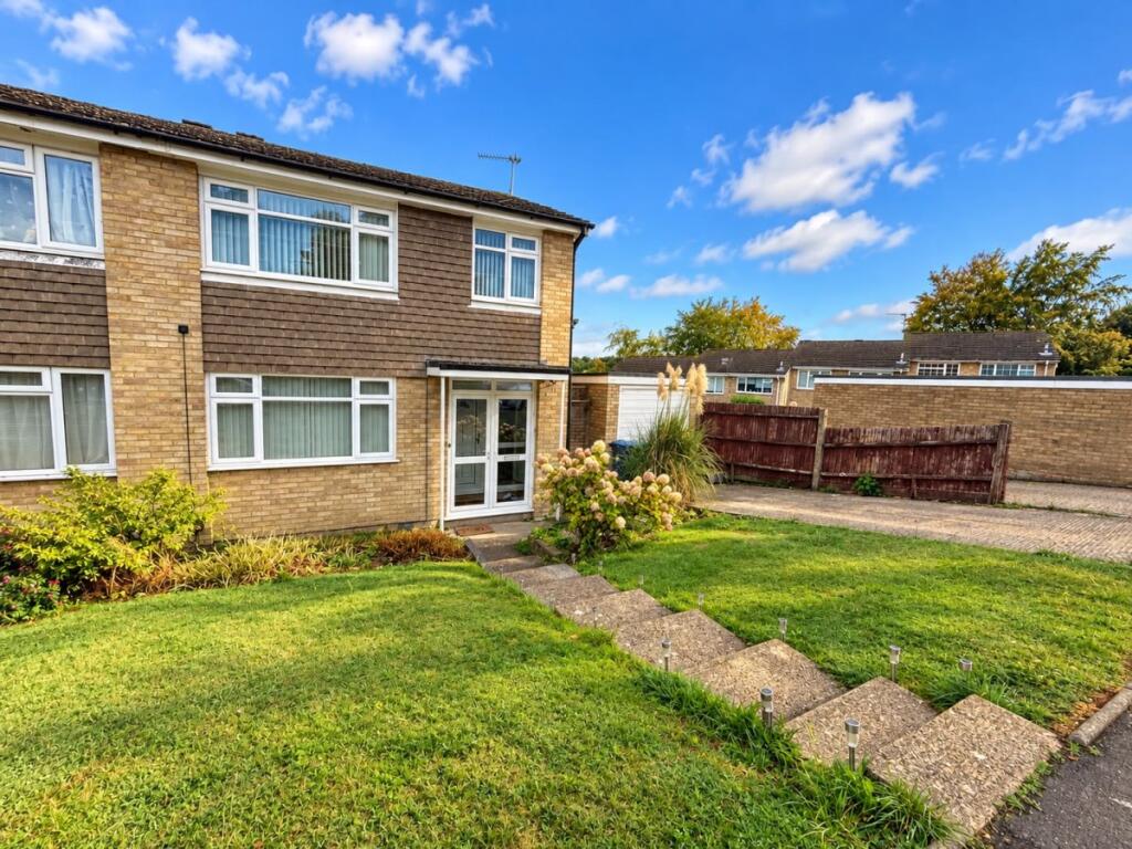 House in Downley, Buckinghamshire - View 2