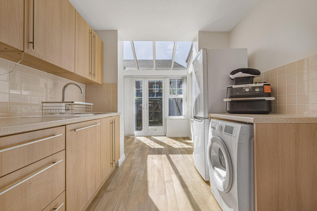 House in London - View 4