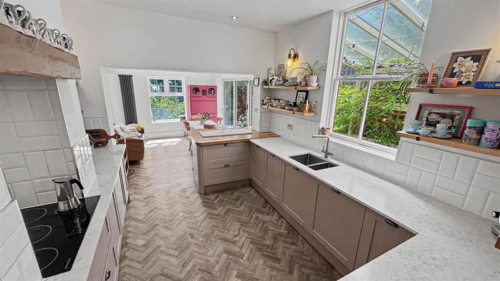 Alcester Road, Moseley photo 4