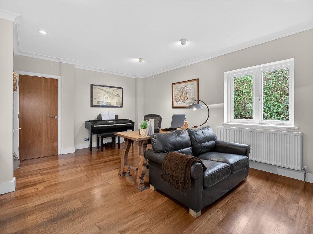 Additional image 17 of Truly distinctive family home, 1 Lamb Lane, Redbourn, AL3