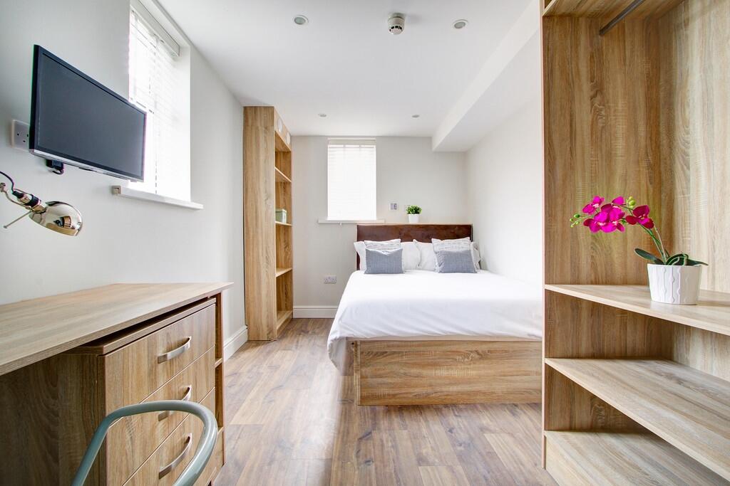 Main image of property: Peel Street, Nottingham, NG1