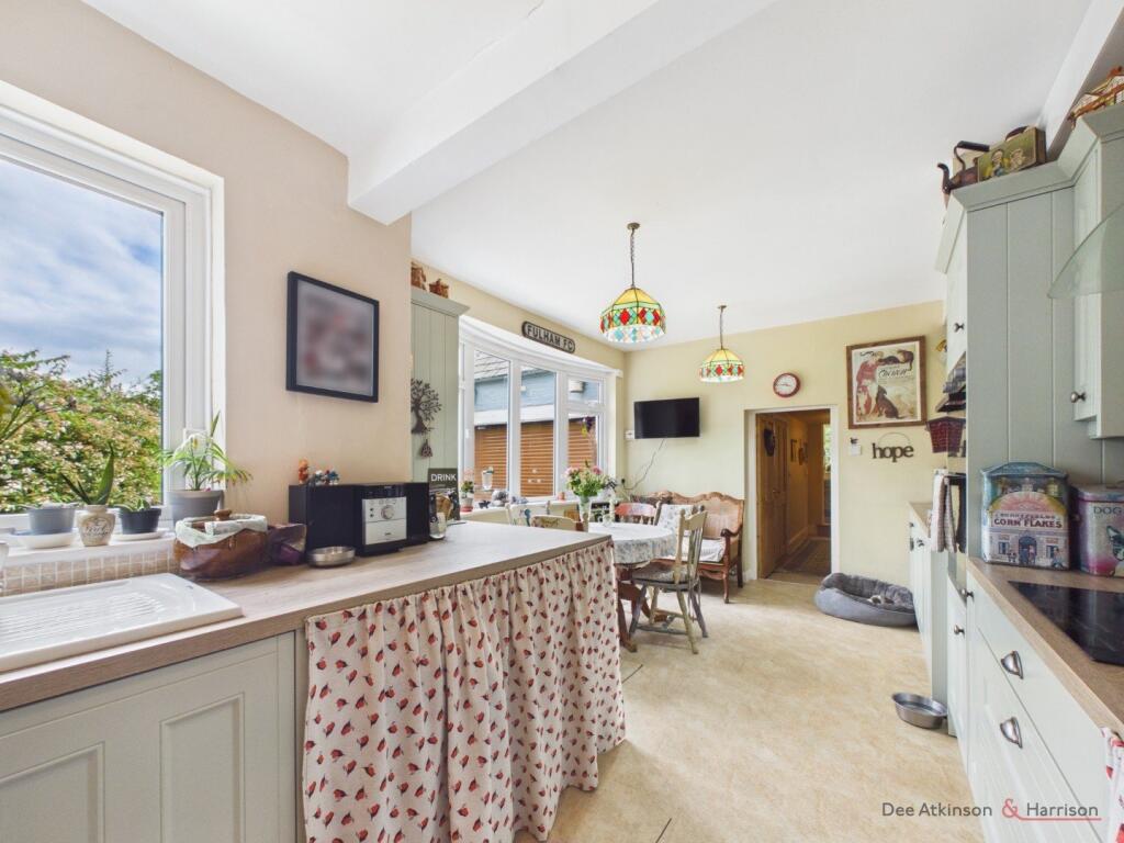 House in York - View 3