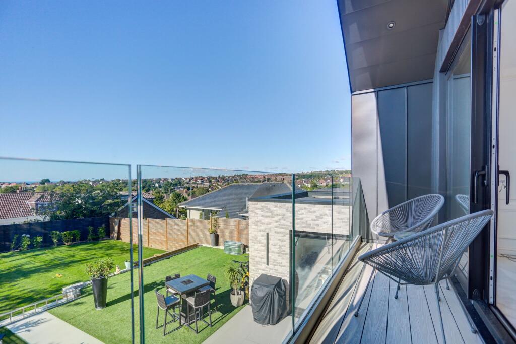 Shirley Drive, Hove, BN3 photo 5