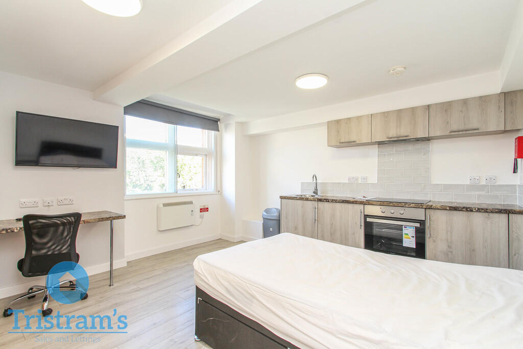 Main image of property: Lower Parliament Street, City Centre