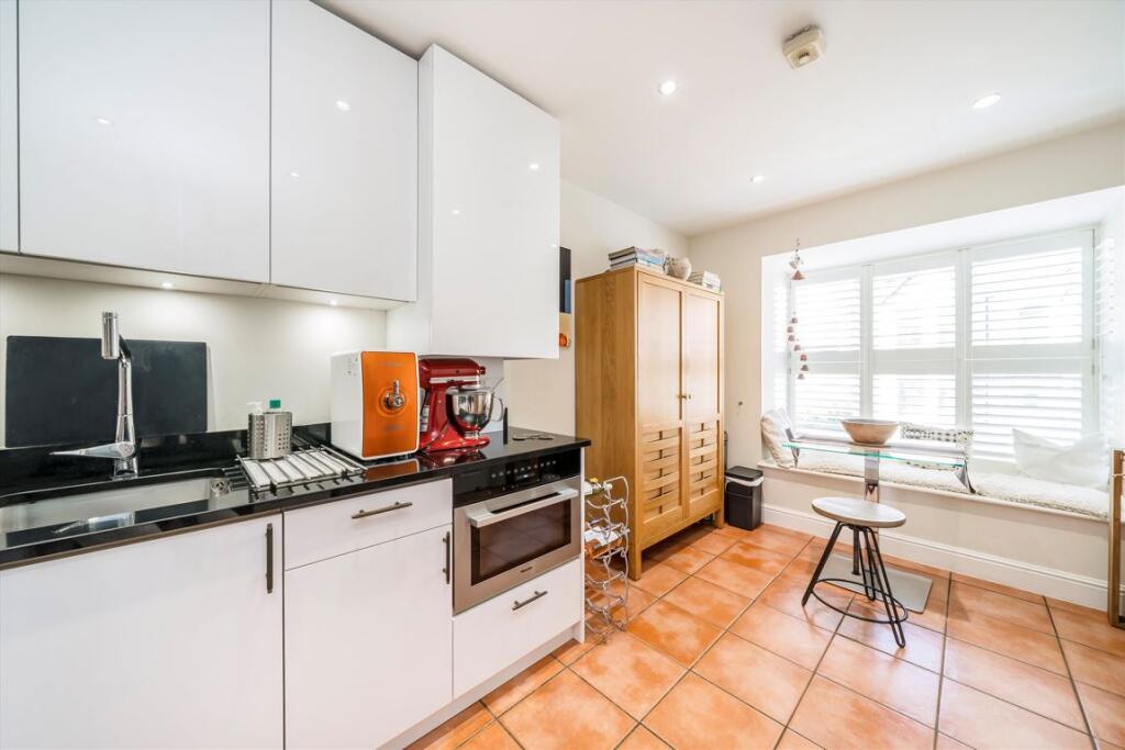 House in London - View 5