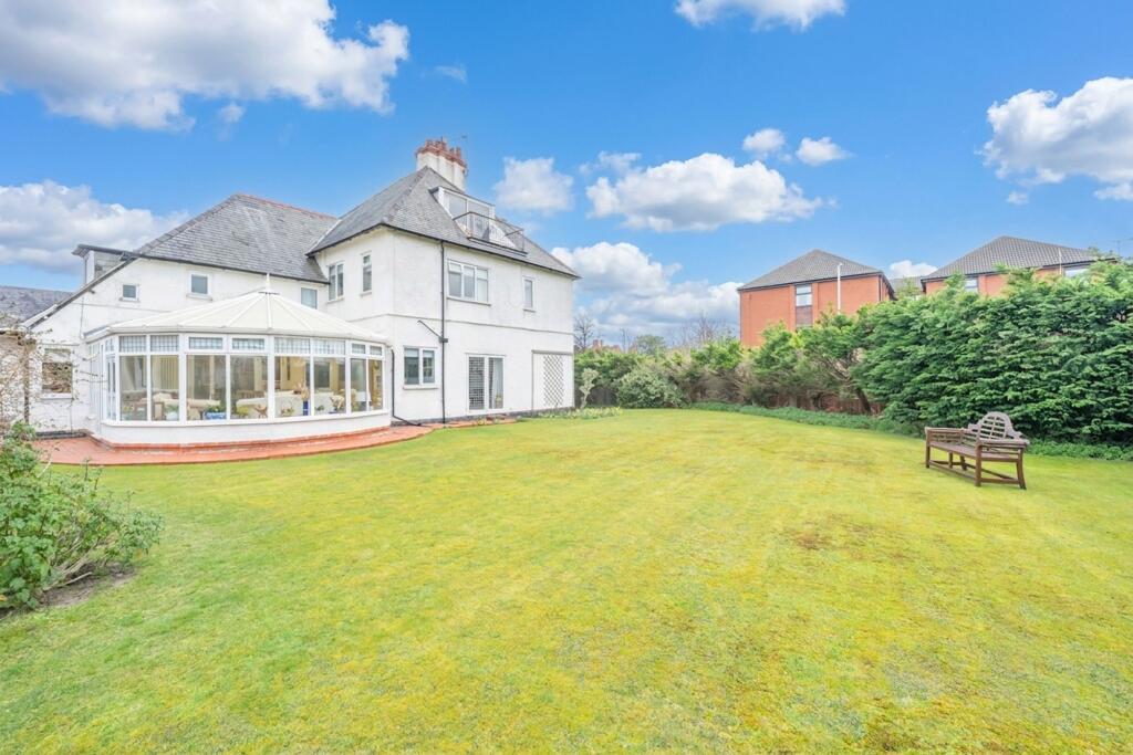 Meols Drive, West Kirby, CH48 photo 4