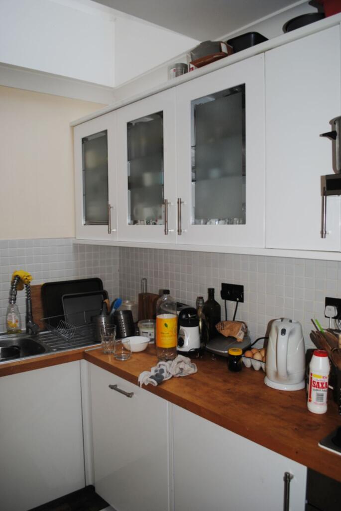 House in London - View 5