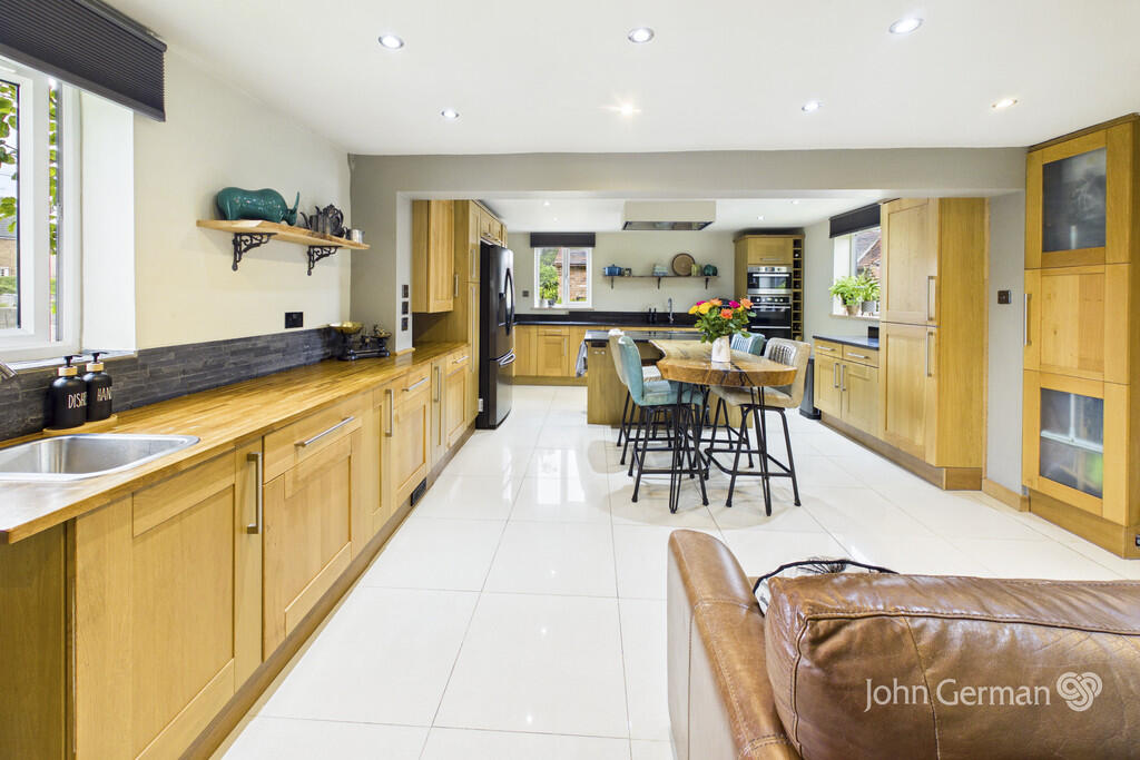 House in Derby - View 4