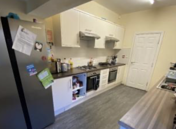 7 bedroom semi-detached house for rent