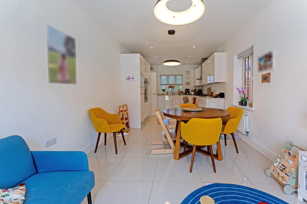 Coningsbury Lane, Shortstown, Bedford, MK42 0PW photo 3