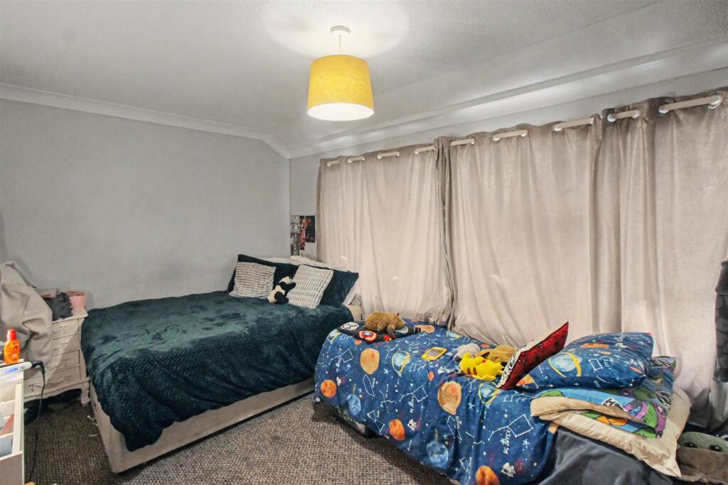 House in King's Lynn and West Norfolk, Heacham - More