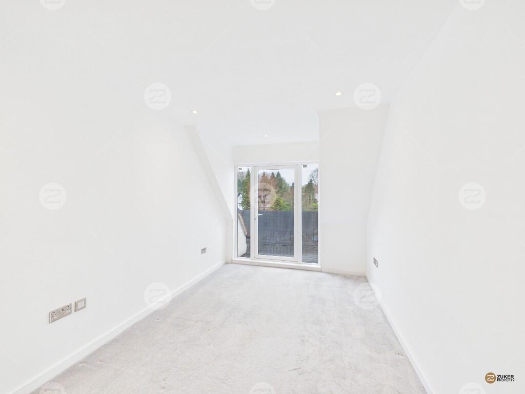 94 Foxley Lane, Purley, Croydon, London, CR8 3NA photo 4