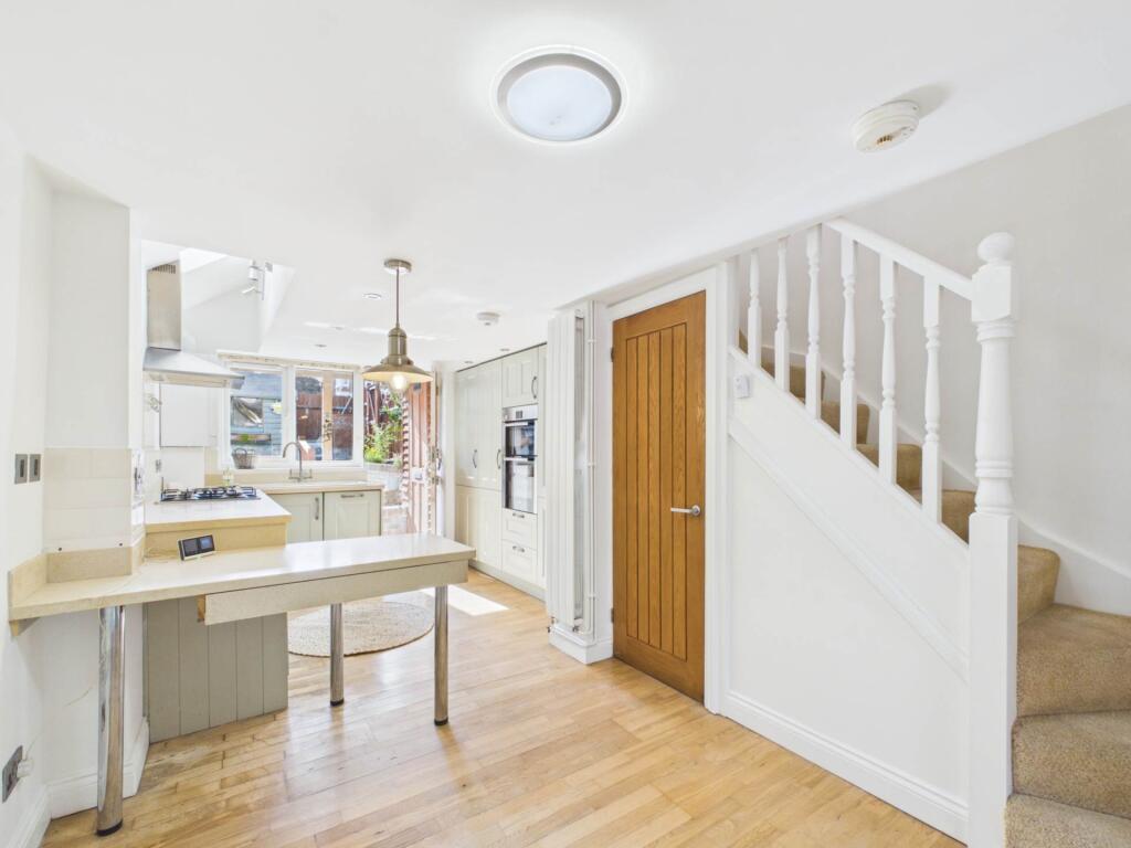House in Dacorum, Tring - View 3