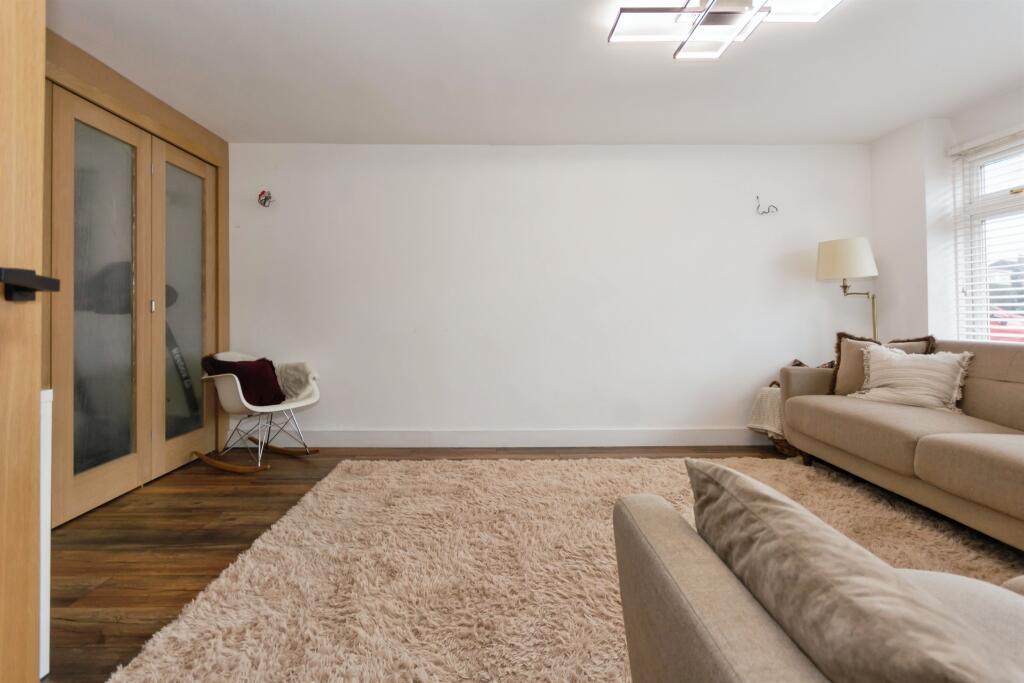 House in Solihull, Blossomfield - View 5