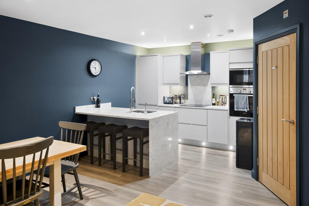 Lower Bridge Street, Chester, CH1 - More