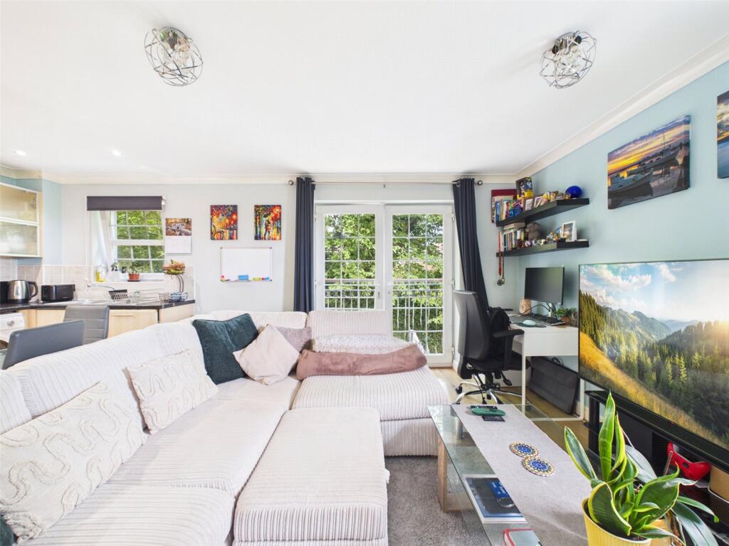 Apartment in Manchester - More