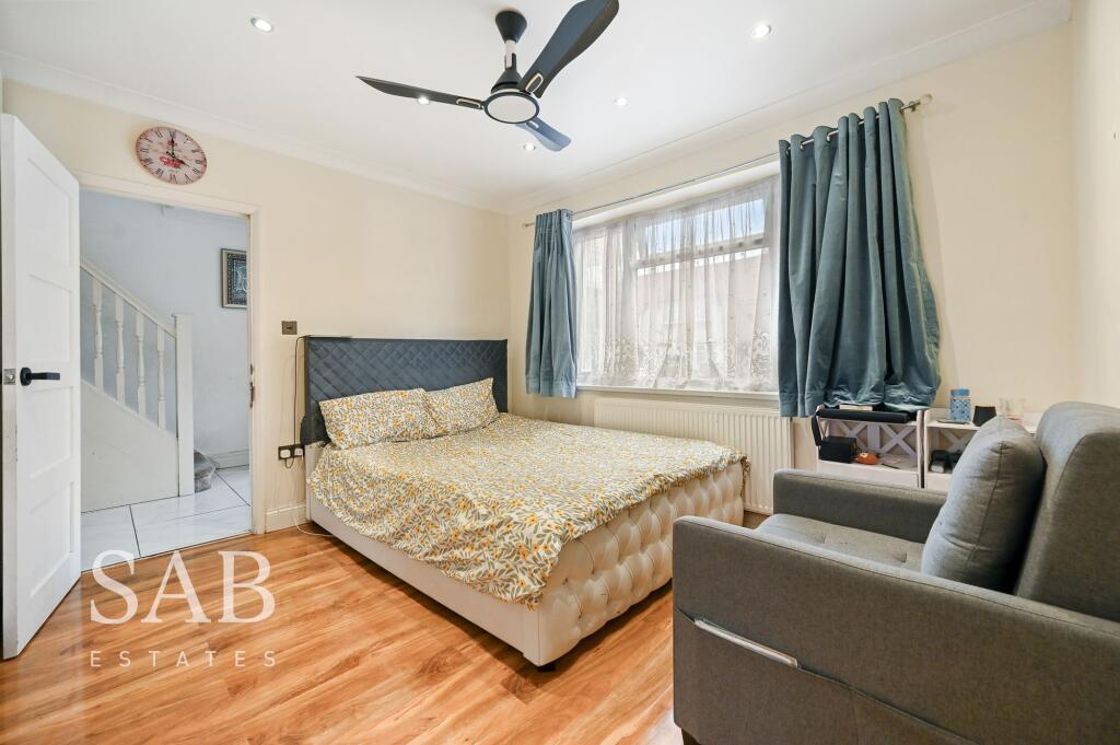 House in London, Greenford - View 5
