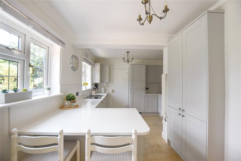 House in Dartford - View 3
