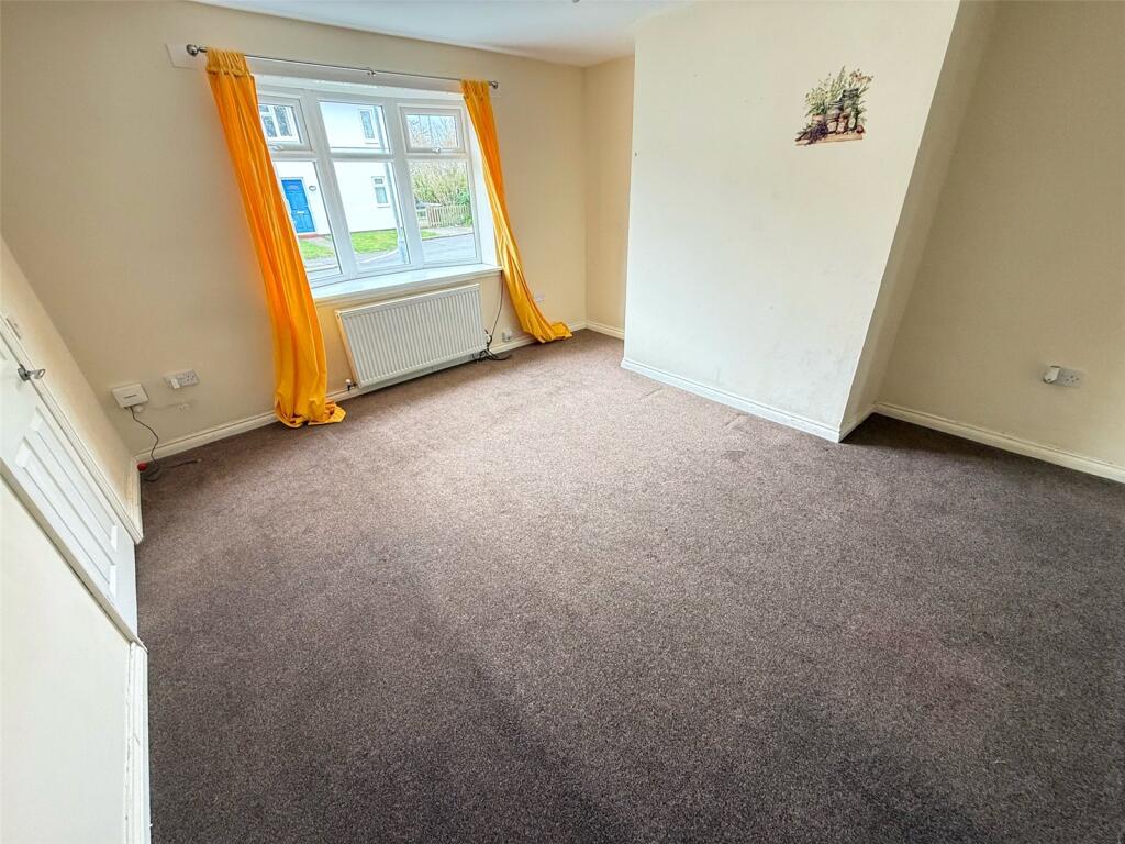 Gray Avenue, Framwellgate Moor, Durham, DH1 photo 2