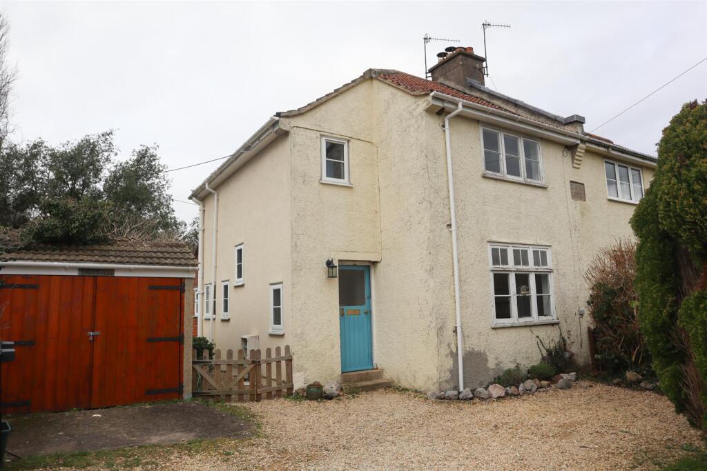 Main image of property: Walton-In-Gordano, Clevedon