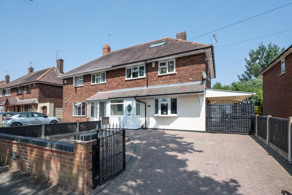 Main image of property: Glebefields Road, TIPTON, DY4 0PA