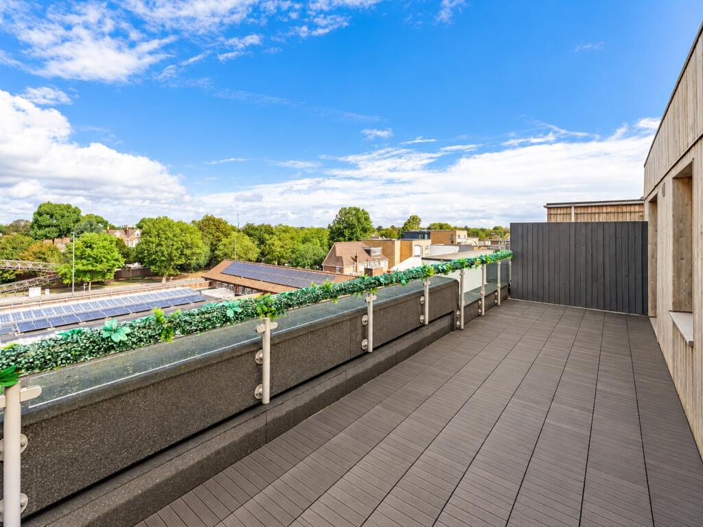 Apartment in Twickenham - More