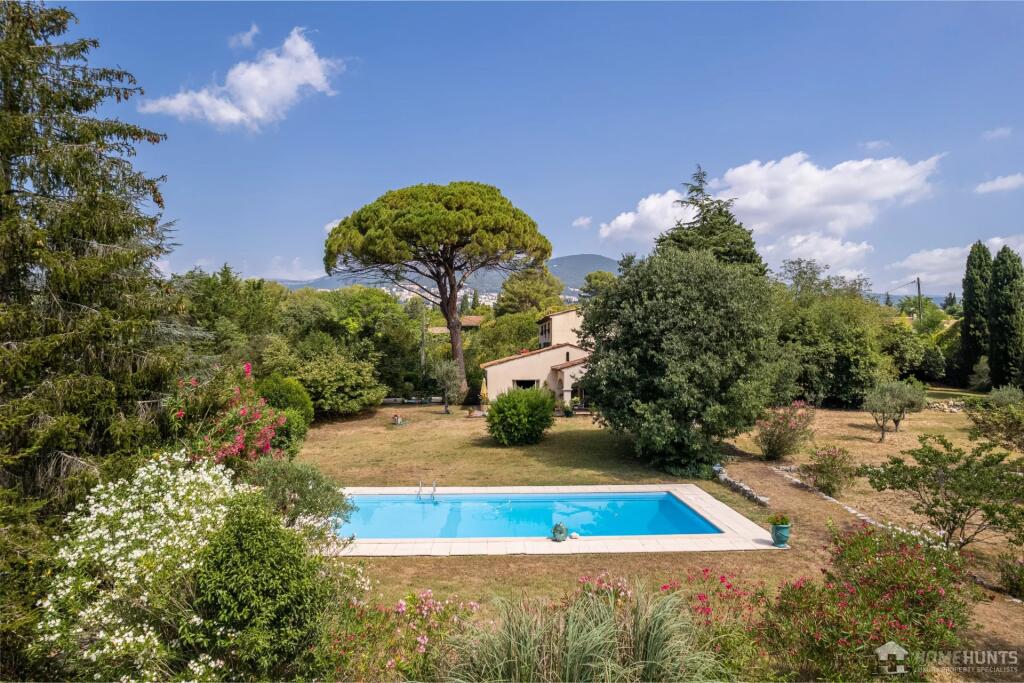 Main image of property: Provence-Alps-Cote d`Azur, Alpes-Maritimes, Grasse
