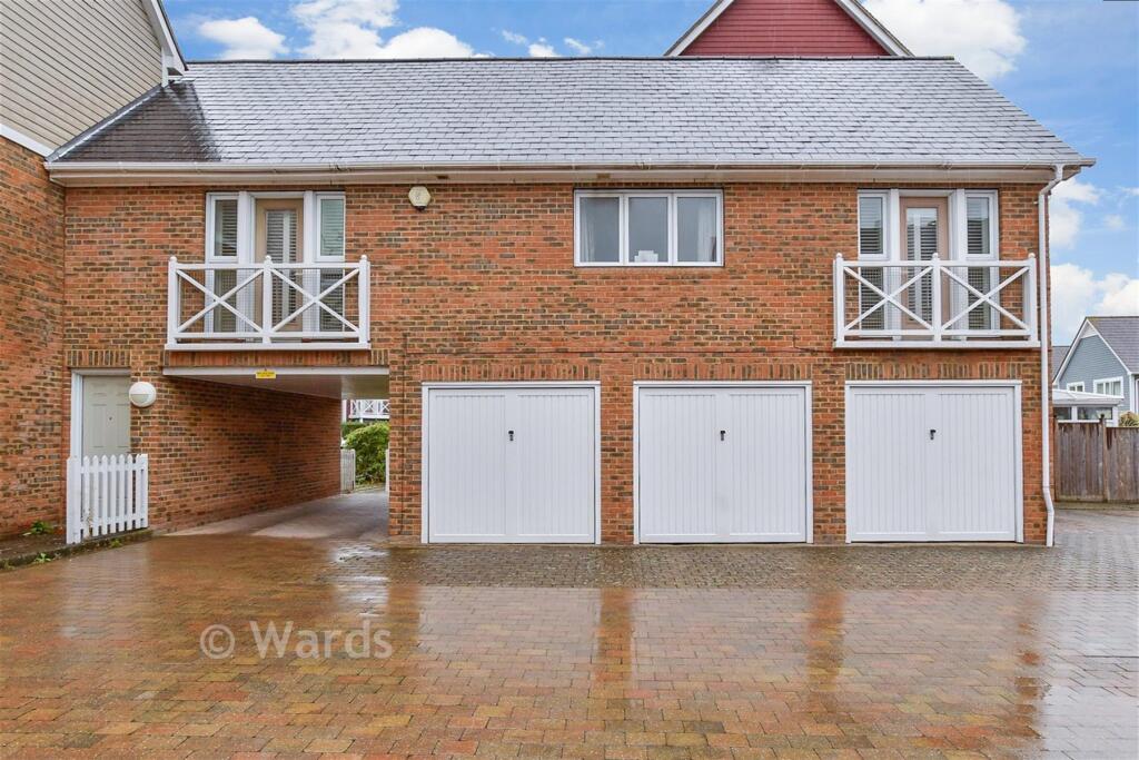 Main image of property: Alisander Close, Snodland, Kent