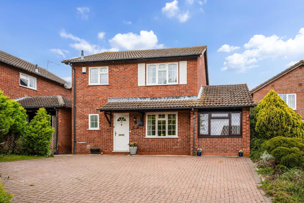 Main image of property: Furze Hill Road,Shipston on Stour,CV36 4EU