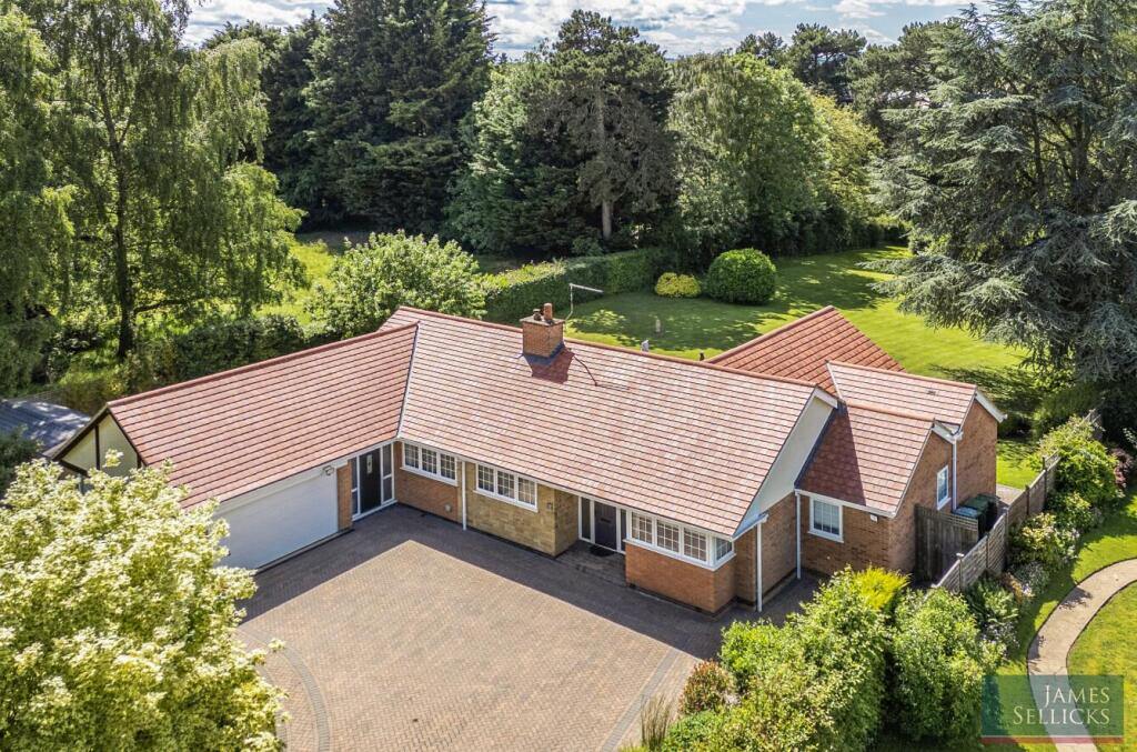 Main image of property: The Woodlands, Market Harborough