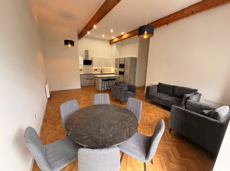 Apartment in Leeds - View 2