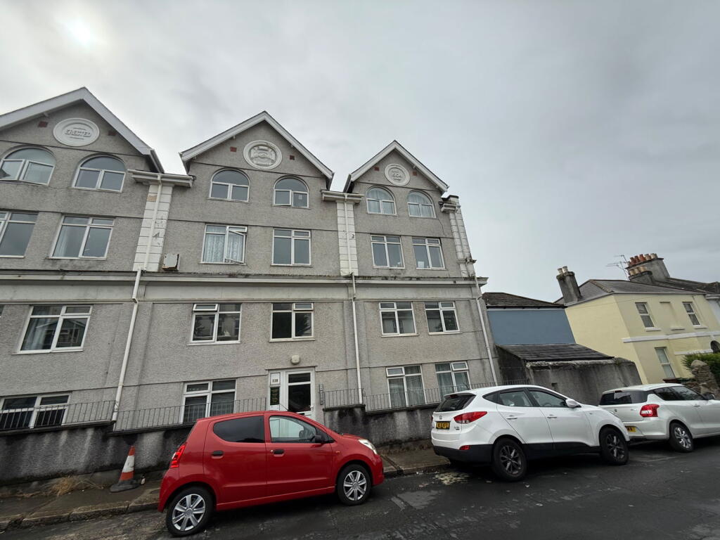 2-bed flat on Alexandra Road, Ford, Plymouth, PL2 1JY, £80,000