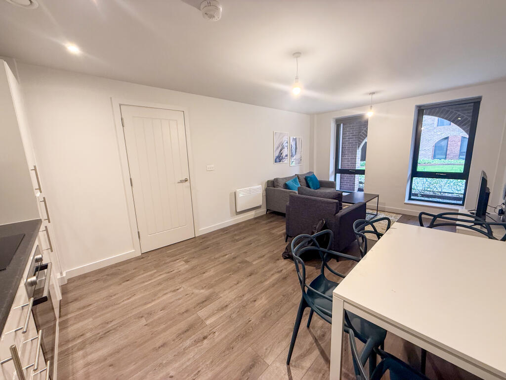 Apartment in Liverpool - View 4