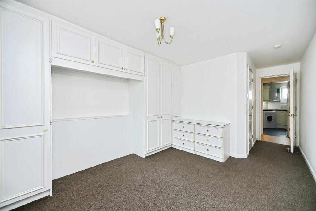 Apartment in Brighton - More