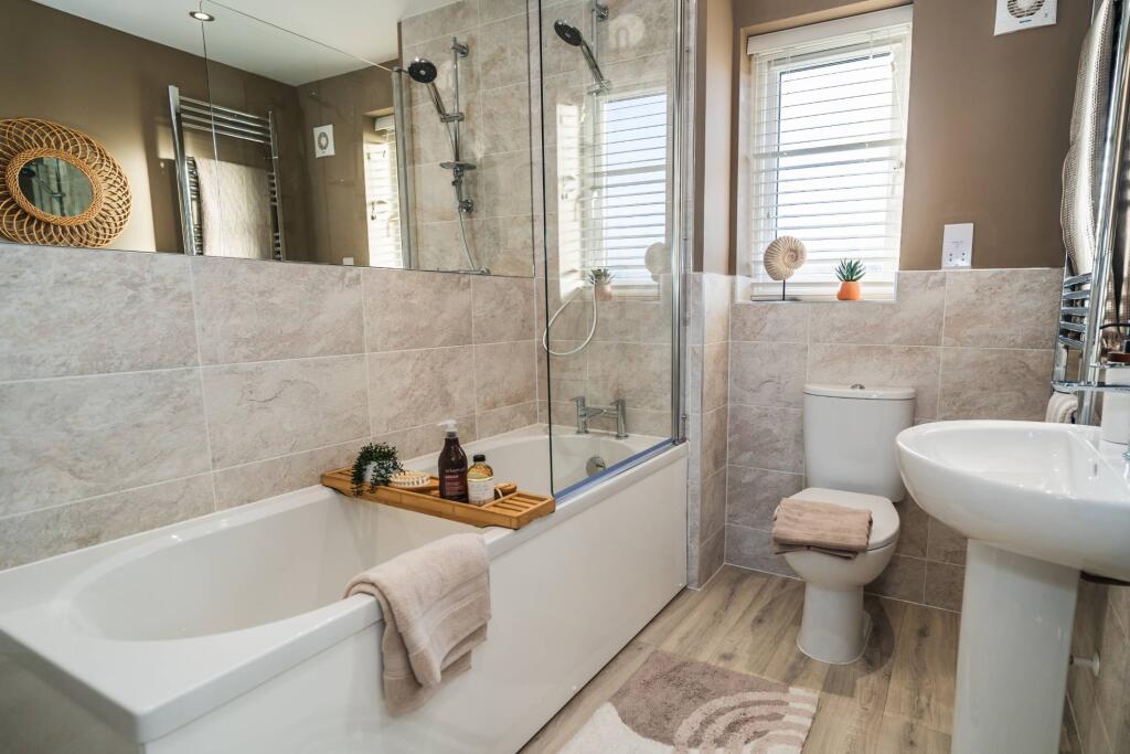 Mistletoe Way Sutton-In-Ashfield NG17 3NH - More